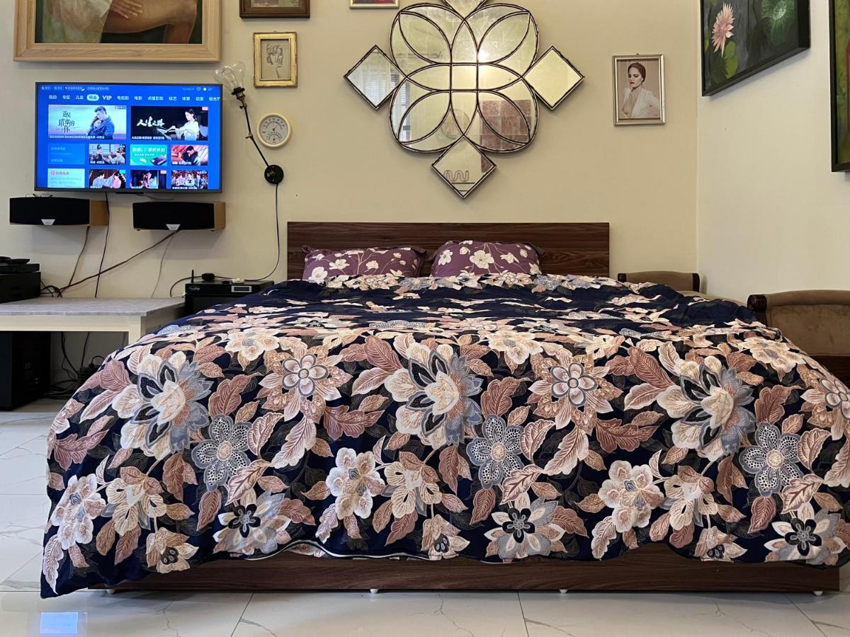 Bed and Breakfast The First Ba Trieu Ha Noi Hanoj Exteriér fotografie
